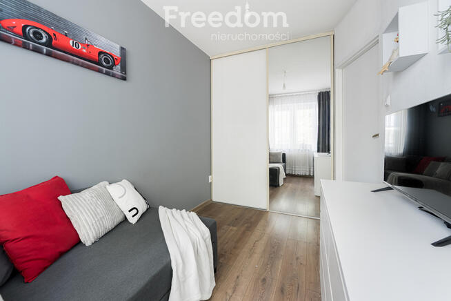 Jasne 2 pokoje (39,5 m²) z dużym balkonem