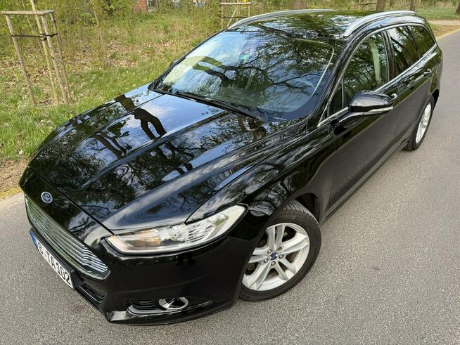 Ford Mondeo MK5 2.0 TDCI 150 Koni Titanium Navi PowerShift Alu 17