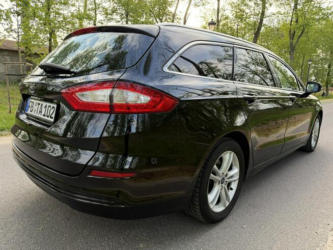 Ford Mondeo MK5 2.0 TDCI 150 Koni Titanium Navi PowerShift Alu 17
