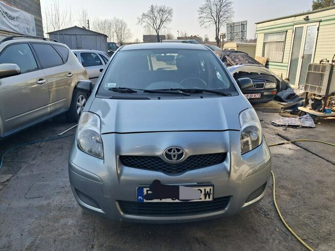 Toyota Yaris 1.0 LPG z klimą Tanie Auta Fasty Szosa Knyszyńska 49