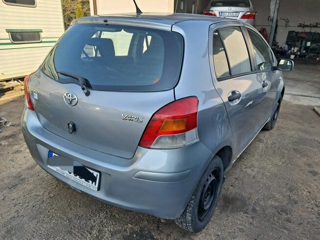 Toyota Yaris 1.0 LPG z klimą Tanie Auta Fasty Szosa Knyszyńska 49