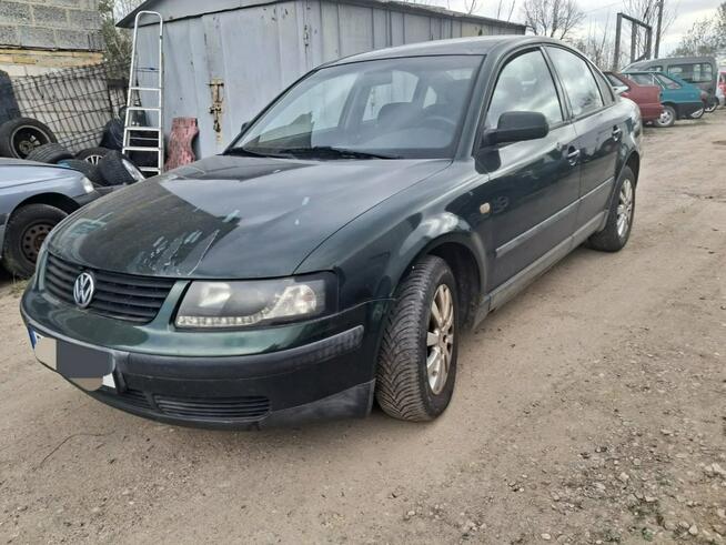 Volkswagen Passat 1.8 turbo sedan niedrogo