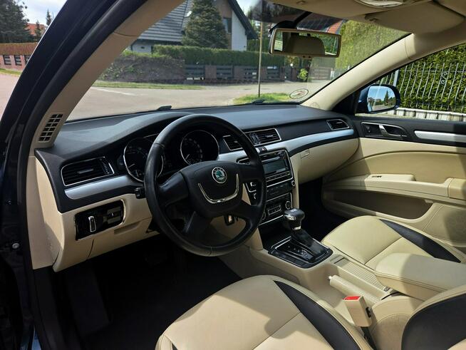 Škoda Superb Kombi 3.6 VR6 FSI 4x4 260KM 2012r Skóry, Xenon, Grzane Fotele