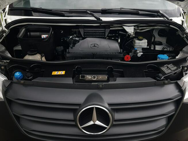 Mercedes Sprinter 8EP KONTENER 4,11x2,15x2,30 KLIMA 314CDI MANUAL 6-BIEGÓW KRAJOWY