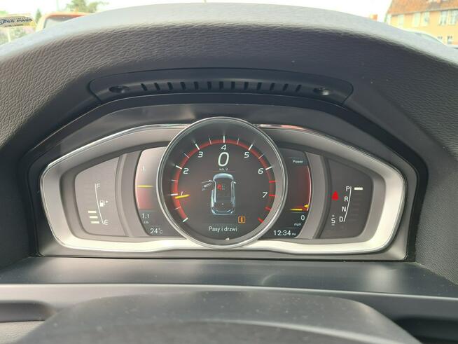 Volvo V60 Szyberdach Navi 2xPDC Kamera Skóra+El+Pamięć+Grzane Fotele Wolne Ręce