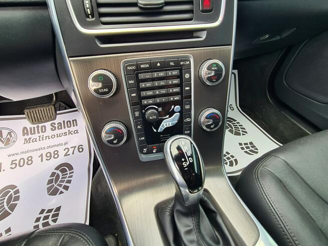 Volvo V60 Szyberdach Navi 2xPDC Kamera Skóra+El+Pamięć+Grzane Fotele Wolne Ręce