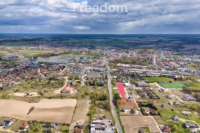 Atrakcyjna działka budowlana 1599 m² z usługami
