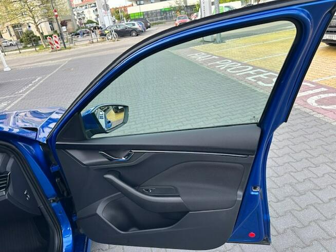 Škoda Kamiq 1.0 TSI 110 KM ambition panorama led kamera led smartlink fv23%