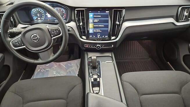 Volvo V60 B3 B Momentum Pro aut ! Z Polskiego Salonu ! Faktura Vat !