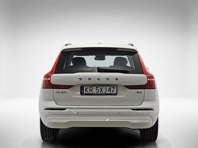 Volvo XC 60 B4 B Essential aut ! Z Polskiego Salonu ! Faktura Vat !