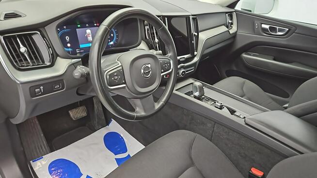 Volvo XC 60 B4 B Essential aut ! Z Polskiego Salonu ! Faktura Vat !