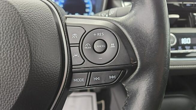 Toyota Corolla 1.8 Hybrid Comfort ! Z Polskiego Salonu ! Faktura VAT !