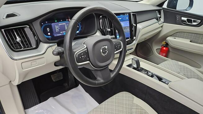 Volvo XC 60 B4 D Essential ! Z Polskiego Salonu ! Faktura Vat !