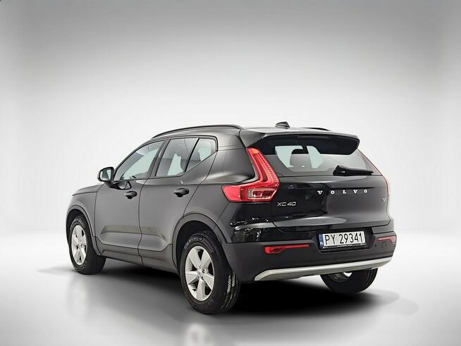 Volvo XC 40 T2 Essential aut ! Z Polskiego Salonu ! Faktura Vat !
