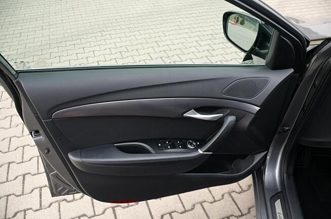 Hyundai i40 1,7CRDI*141KM*LED*Kamera*Xenon*Navi*Automat