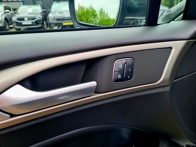 Ford Mondeo Full LED Serwis Vignale Panorama Navi Kamera Sony Gwarancja!