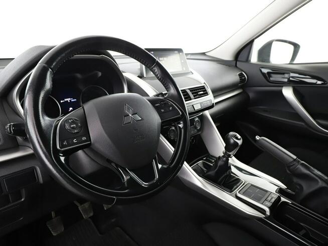 Mitsubishi Eclipse Cross kamera grzane fotele hak tempomat