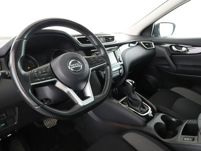 Nissan Qashqai NConnecta 159KM automat panorama navi kamera360 grzane fotele tempomat