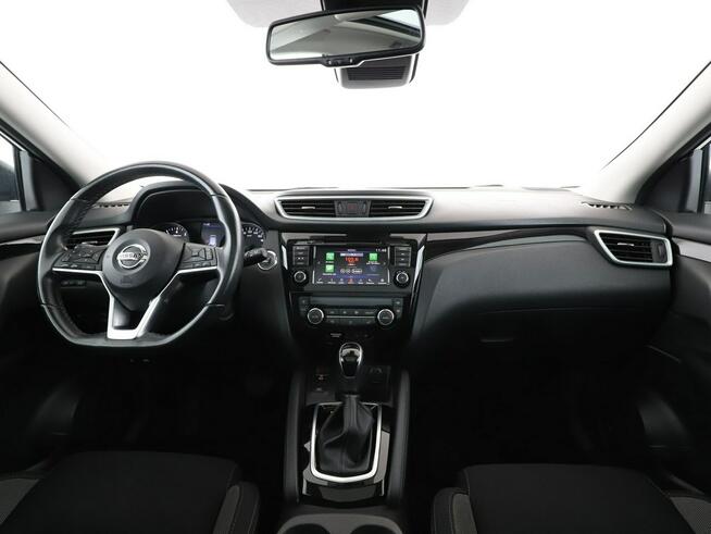 Nissan Qashqai NConnecta 159KM automat panorama navi kamera360 grzane fotele tempomat