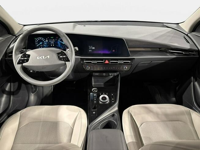 Kia Niro VAT23% EV 64,8 kWh L+TECH+HP 204KM automat 2023 r., Salon PL