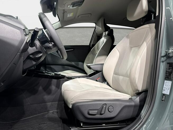 Kia Niro VAT23% EV 64,8 kWh L+TECH+HP 204KM automat 2023 r., Salon PL
