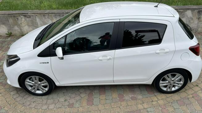 Toyota Yaris Hybrid 100 Premium EU6