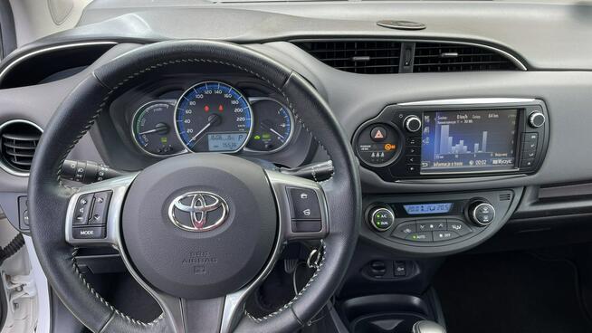 Toyota Yaris Hybrid 100 Premium EU6