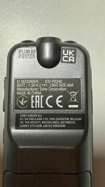 Dyktafon cyfrowy Sony ICD-PX240 – 4GB, MP3 + Akumulatorki