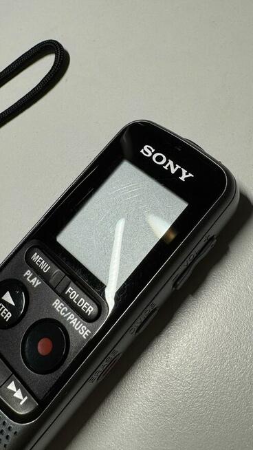 Dyktafon cyfrowy Sony ICD-PX240 – 4GB, MP3 + Akumulatorki
