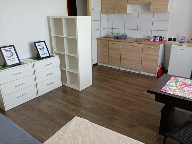 wynajmę miejsce w kawalerce w Centrum Miasta 7 piętro dla Si