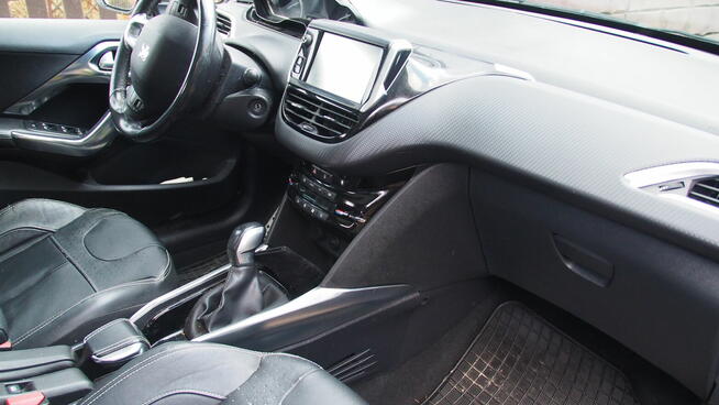 Peugeot 2008 1,6 Vti Allure