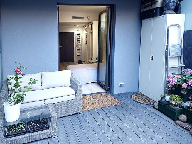 30m2 HANZA TOWER 1 do 6 miesiecy