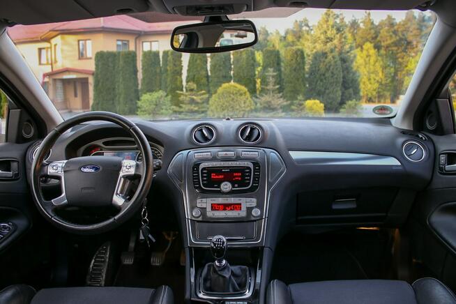 Ford Mondeo 140KM Tempomat Podgrzewane Fotele Podgrzewana Przednia Szyba Pół Skóry