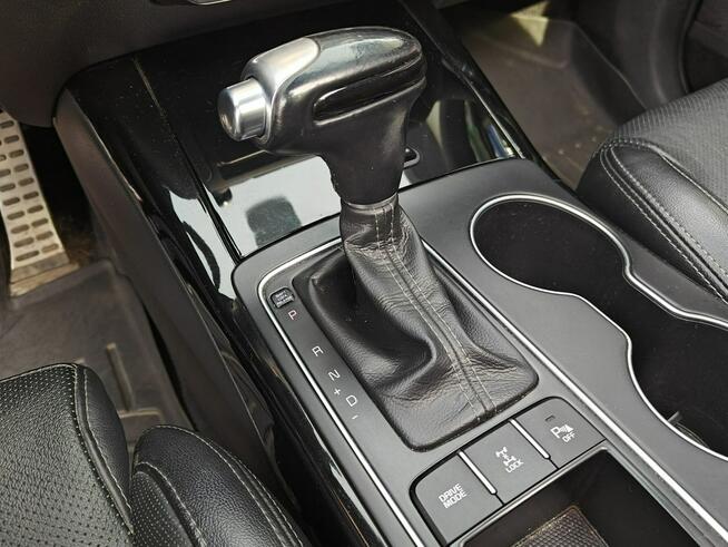 Kia Sorento 4x4 245KM Bogata opcja