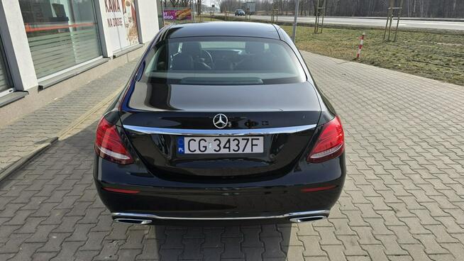 Mercedes E 220