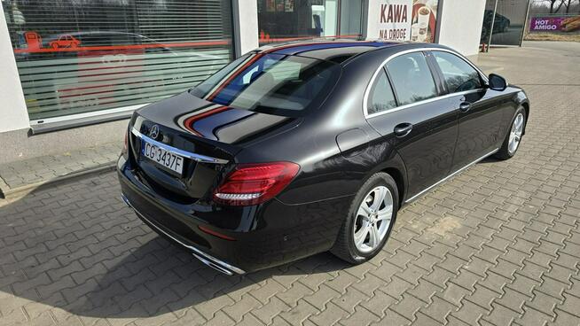 Mercedes E 220