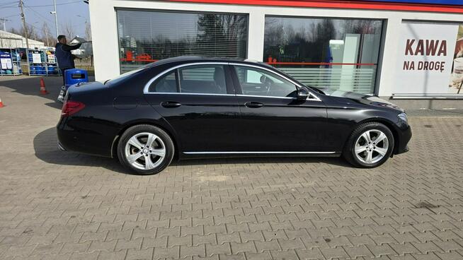 Mercedes E 220
