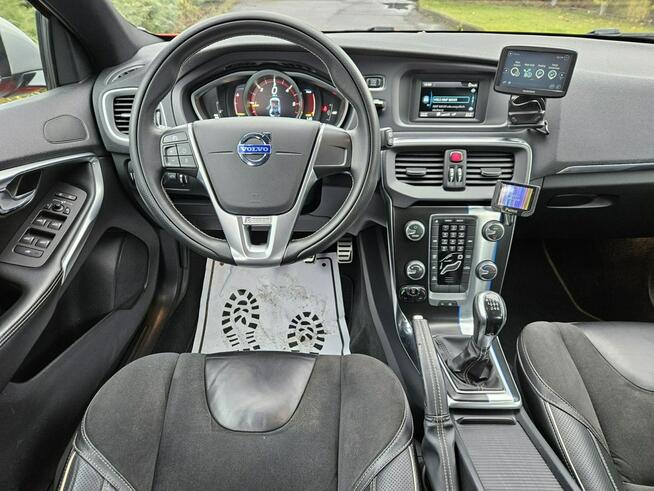 Volvo V40 R-Design* Bardzo Ładne i Zadbane* Rok GWARANCJI
