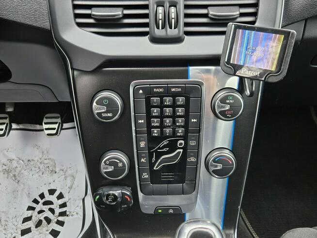 Volvo V40 R-Design* Bardzo Ładne i Zadbane* Rok GWARANCJI