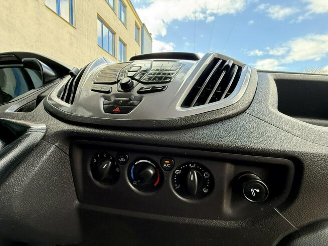 Ford Transik MK8 2.2TDCI 2016 Klimatyzacja 3-Osobowy Bagażnik Dachowy