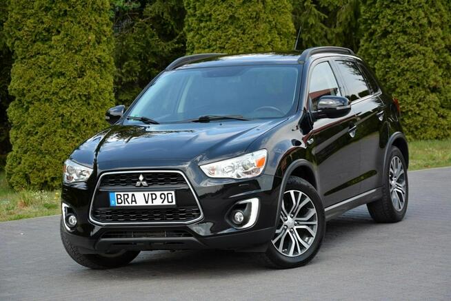 Lift Instyle Skóry Ledy Panorama Xenon Kamera Navi aso Mitsubishi