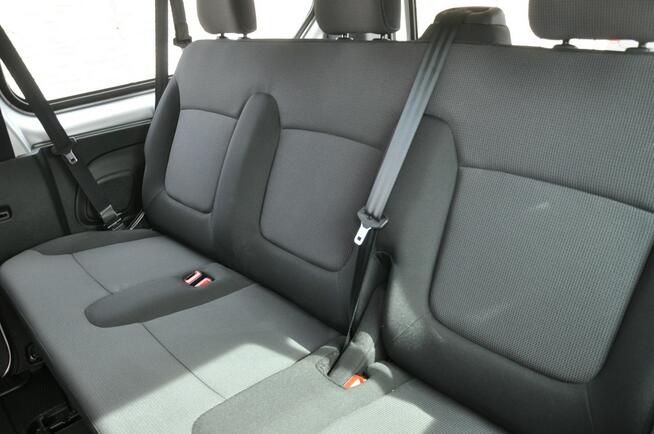 Renault Trafic 2.0dCi 145KM automat Full LED Przebieg 41 tyś km! Navi Kamera