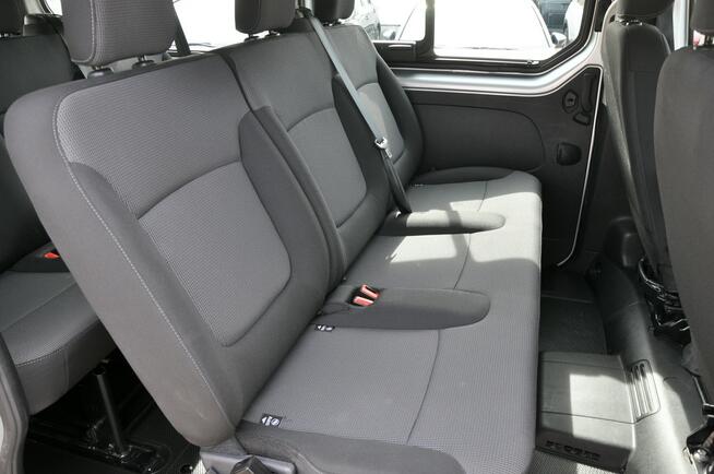 Renault Trafic 2.0dCi 145KM automat Full LED Przebieg 41 tyś km! Navi Kamera