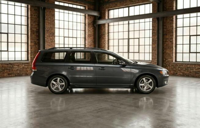 Volvo V70 D4 181 KM Rok Gwarancji Full Serwis hak