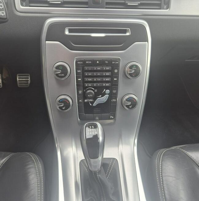 Volvo V70 D4 181 KM Rok Gwarancji Full Serwis hak