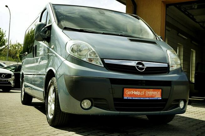 Opel Vivaro 2,0CDTI Klima, 7 osób, alu R16, 2006r.