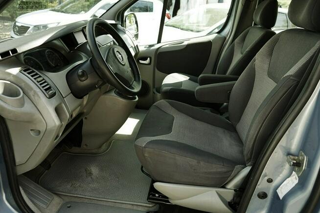 Opel Vivaro 2,0CDTI Klima, 7 osób, alu R16, 2006r.