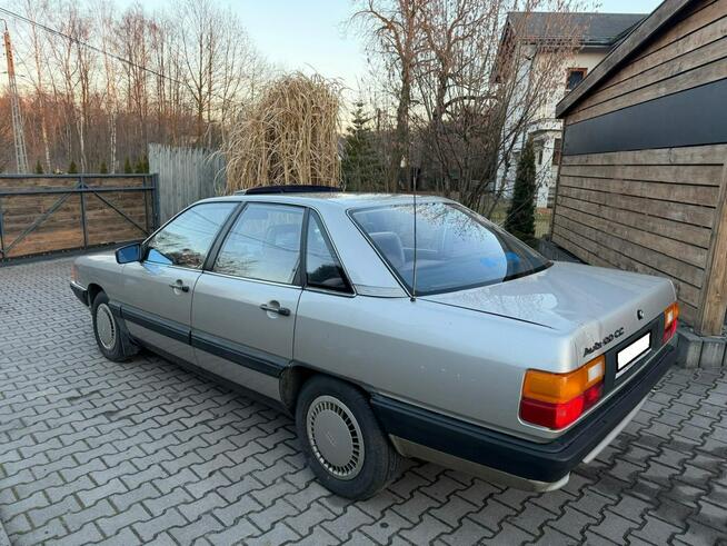 Audi 100