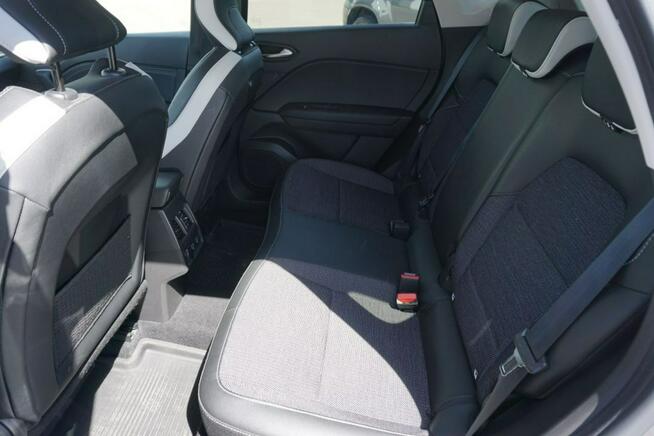 Renault Captur 1.0TCe 90KM Techno salon