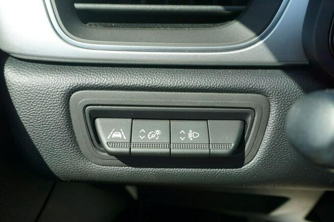 Renault Captur 1.0TCe 90KM Techno salon